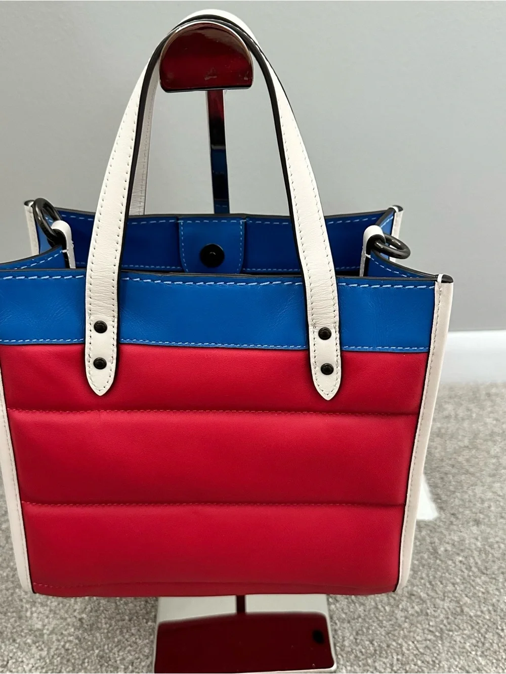 Coach Women's Field Tote 22